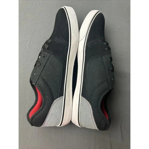 Mens Size 12 DC Tonik Black/Grey Red Leather & Cloth Top Skateboarding S… - Picture 7 of 17
